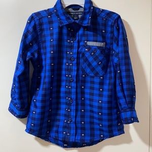 Tommy Hilfiger boy’s button down shirt